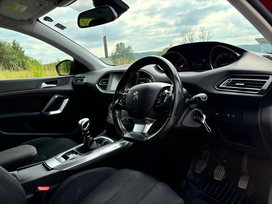 Peugeot 308 II T9 Allure Bogata wersja Anglik