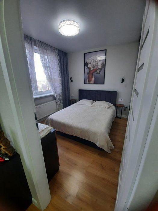 Сдам 1ую квартиру Таирова.Новый дом.С животным берут.Евродвушка