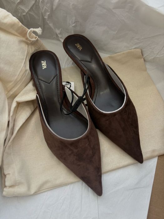 Замшеві мюлі Zara, туфлі, підбори