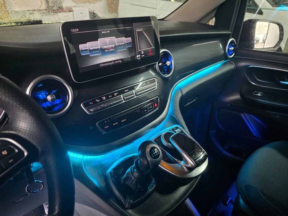 Aluguer Carrinha 8 Lugares Transfer ou Viagens