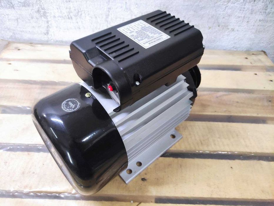 Асинхронный электродвигатель 3 (НР) кВт 220В