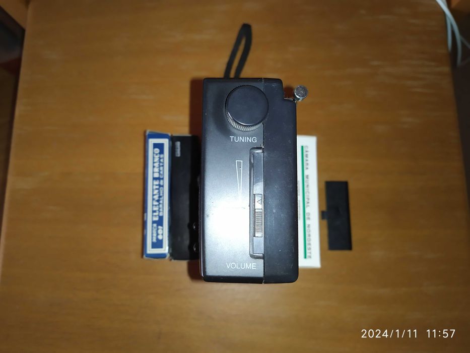 ## radio Omega 4021 (retro/avariado) ##64171269448321123