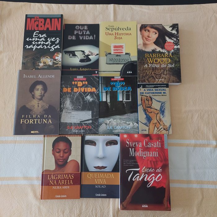 Vários livros em bom estado