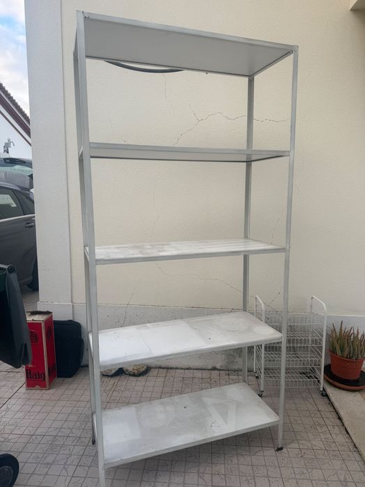 Estante de arrumação ferro