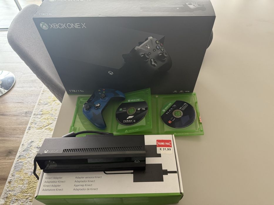 Xbox Project Scorpio 1TB + 1 comando + 2 jogos + kinect64171293397251120