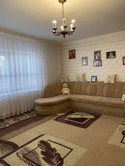 Продам добротний  будинок