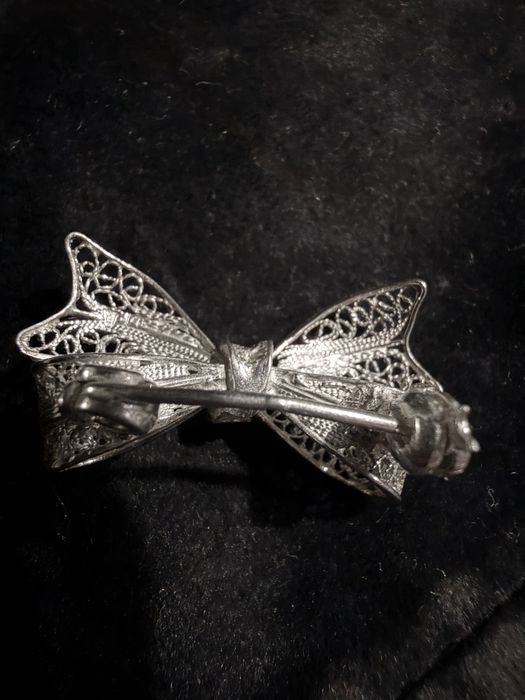 Pregadeira de filigrana em prata