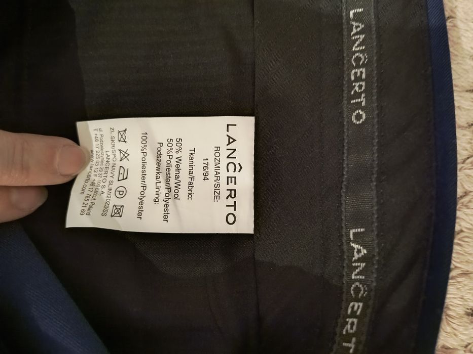 Granatowy garnitur Lancerto - 170