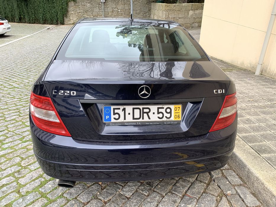 Mercedes-Benz C 220 CDI Classic – Nacional – Excelente Estado