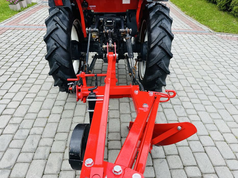 Traktor Yanmar 200 - 4x4 20 km  wspomaganie jak Iseki Kubota