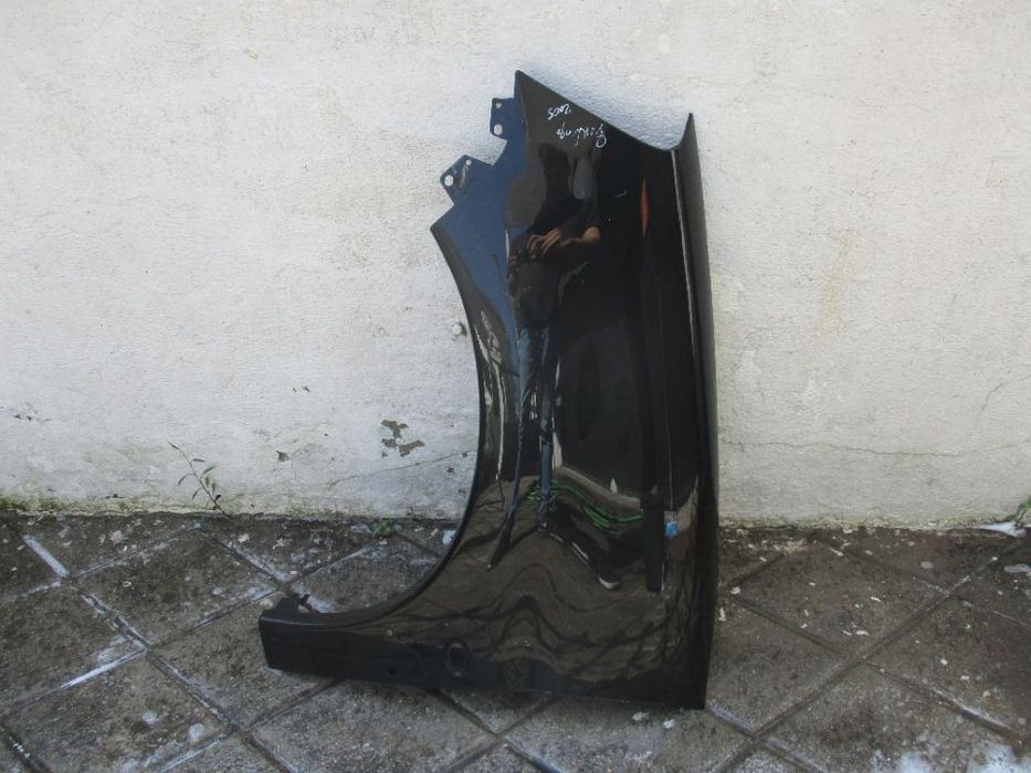 Guarda Lamas Citroen Berlingo Esquerdo 2002 a 2008