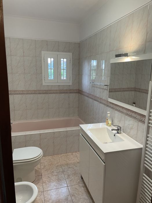 Disponivel passagem de anoCasa da portela com piscina privada