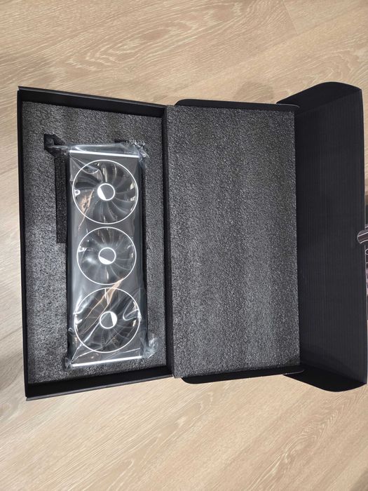 Karta graficzna xfx speedster merc 319 radeon rx 7800 xt black edition