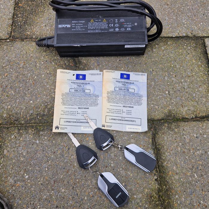 Електроскутер...