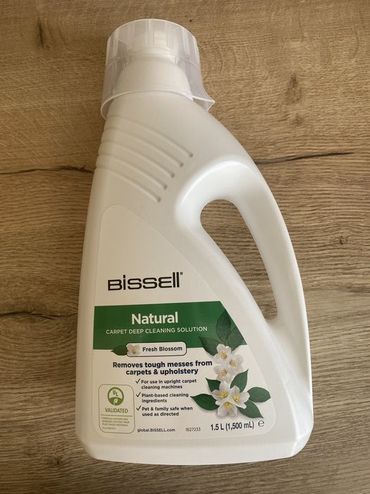 Bissell  Natural  – средство для чистки ковров и обивки.