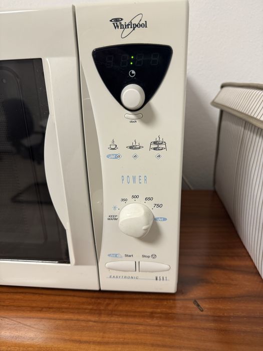 Microondas whirlpool M591