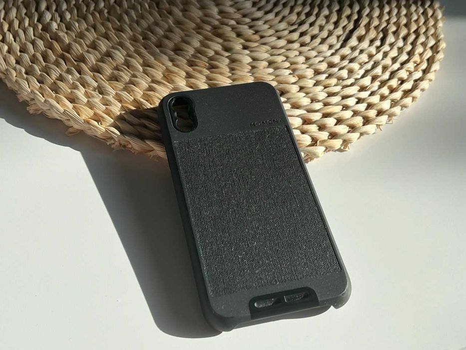 Чехол Moment на iPhone XS (черный)