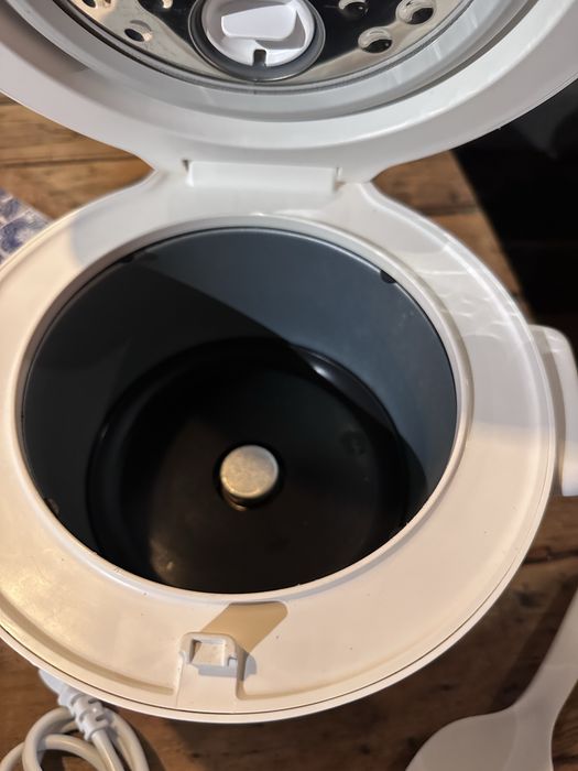 Mini Rice cooker  Yum Asia