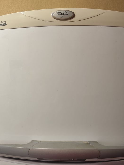Холодильник Whirlpool б/у