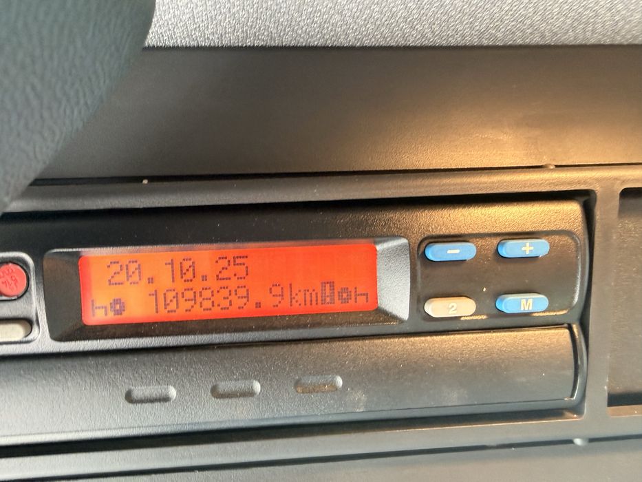 DAF CF GRUA COM CAIXA TRI-BASCULANTE APENAS 109.000km ##OPORTUNIDADE##