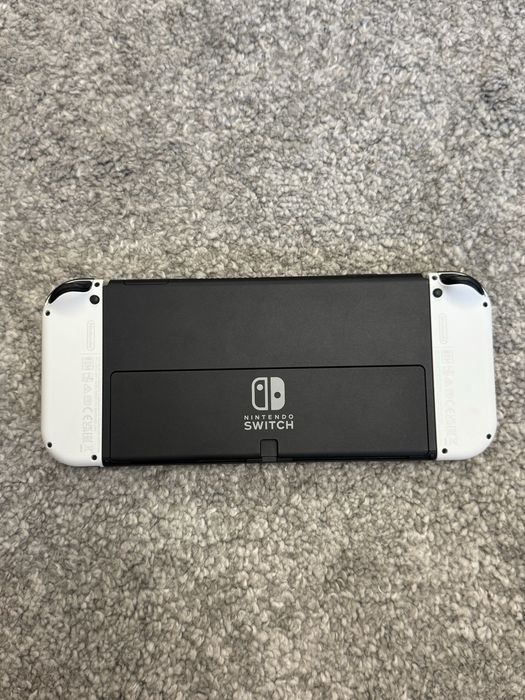 Nintendo Switch OLED Branca