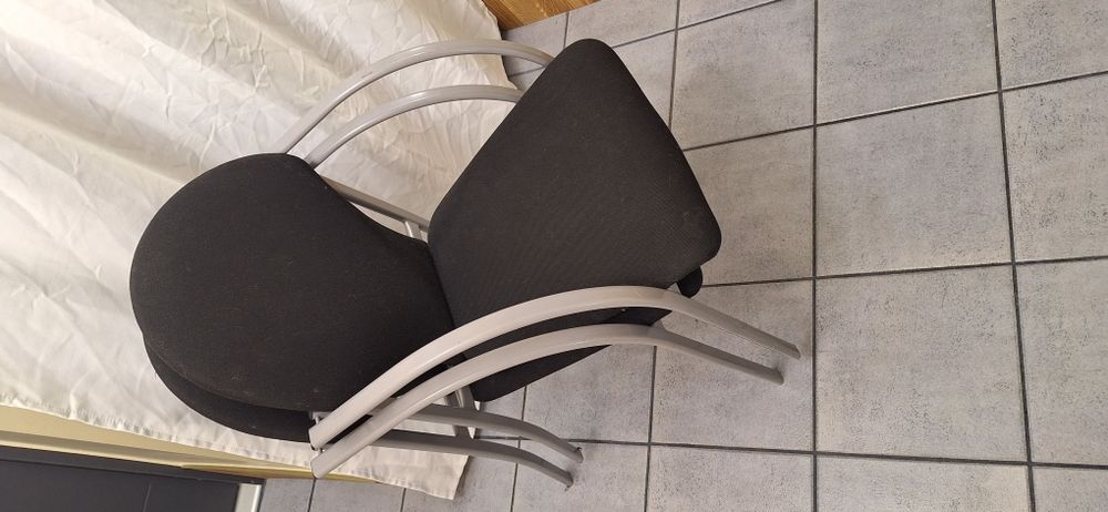 Sprzedam Krzesła 5 szt