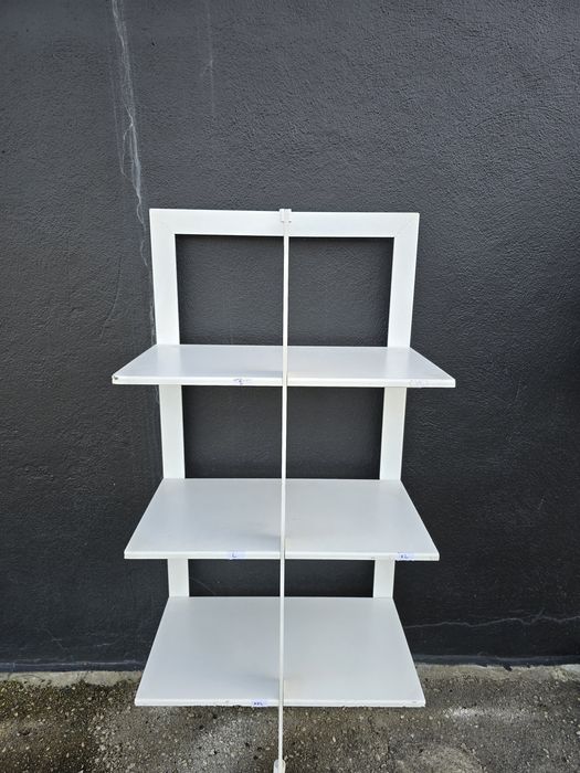 Móvel em ferro e chapa lacado Branco