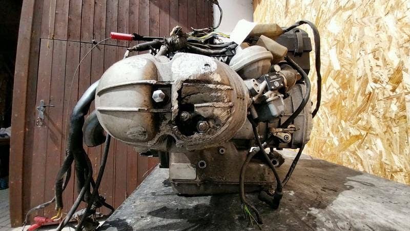 Двигун BMW R100R