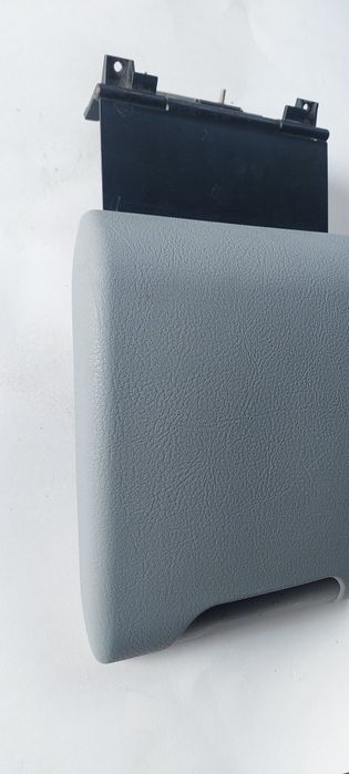 Bmw e39 Podlokietnik  szary przesowny Ładny