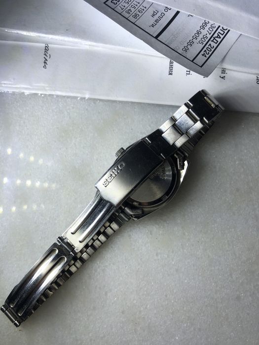 Женские часы  SEIKO