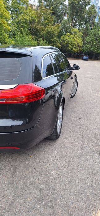 Продам Opel insignia