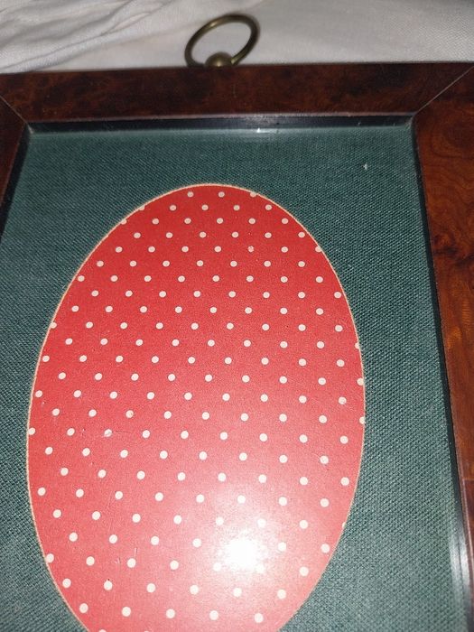 Moldura em madeira olho de perdiz