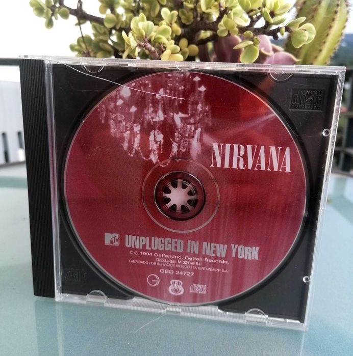 Nirvana - MTV Unplugged in New York