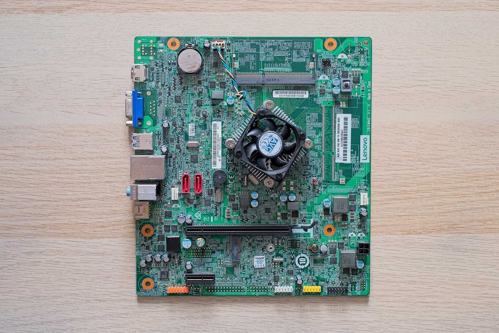 Płyta główna Lenovo 361A z procesorem Intel Pentium J3710