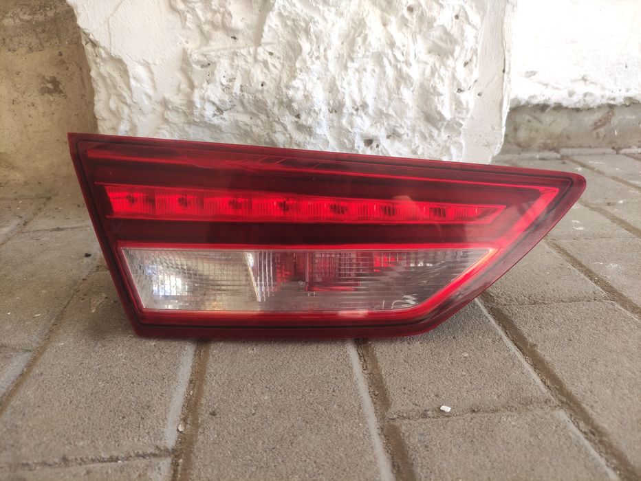 Seat leon 2014 задній лівий стоп рест