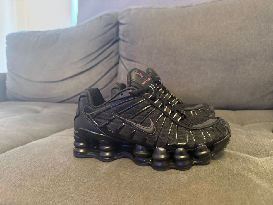 Nike Shox TL Black  37.5