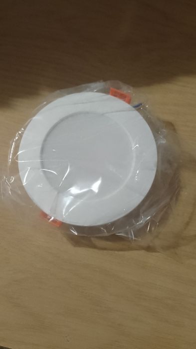 Reflektory sufitowe LED 20 x 5 W nowe