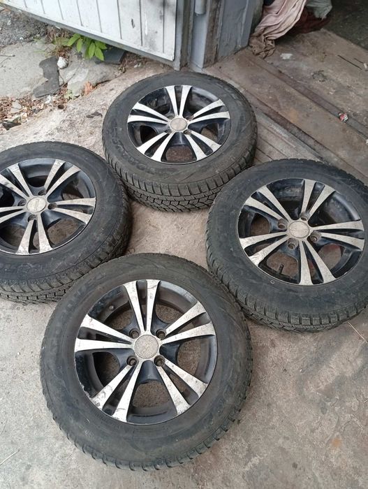Продам диски с резиной