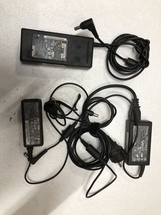 Зарядка для ноутбука