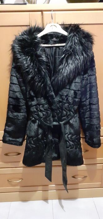 Casaco preto td de Pêlo sintético aveludado ( Spaccio )