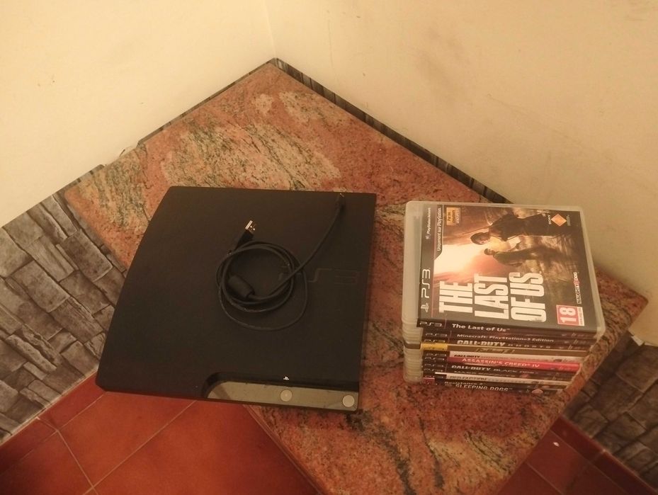 PlayStation 3 in good condition without controller64283925516929121