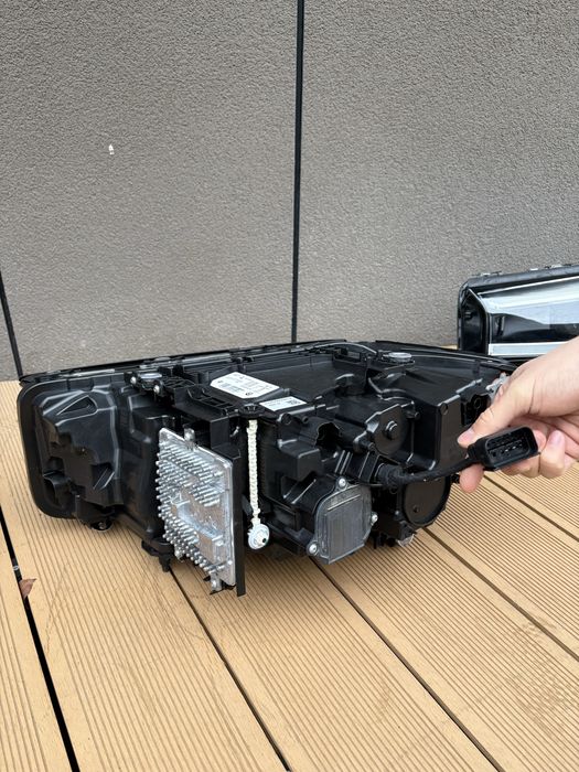 BMW G30 G31 ОРИГІНАЛ Full led фари LCI