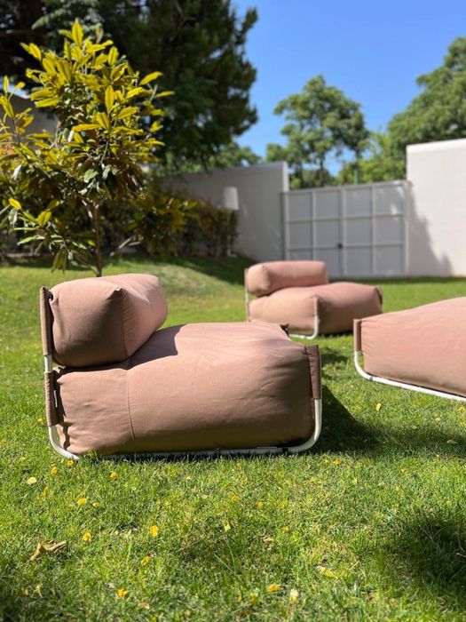 Pufe-sofá modular com encosto 100% exterior  Kave Home