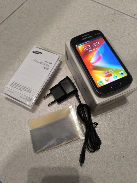 Telemóvel Samsung Galaxy S Duos - GT - S7562