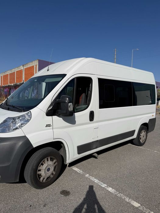 Fiat Ducato 9 Lugares com Rampa para Cadeira de Rodas