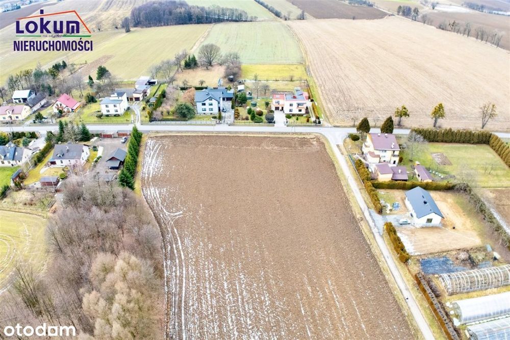 Dębowiec - 1586 m2, blisko centrum, pełne media