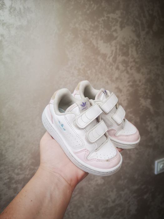 Кросівки Adidas 23 розмір оригинал