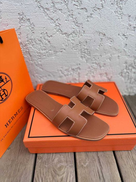 Шльопанці в стилі Hermes Oran з натуральної шкіри