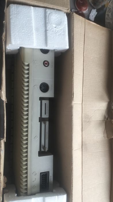 ATARI 65XE  Sprzedam