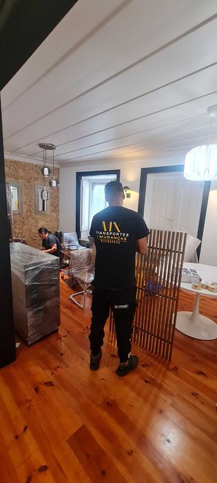 Serviço de transporte & Mudanças